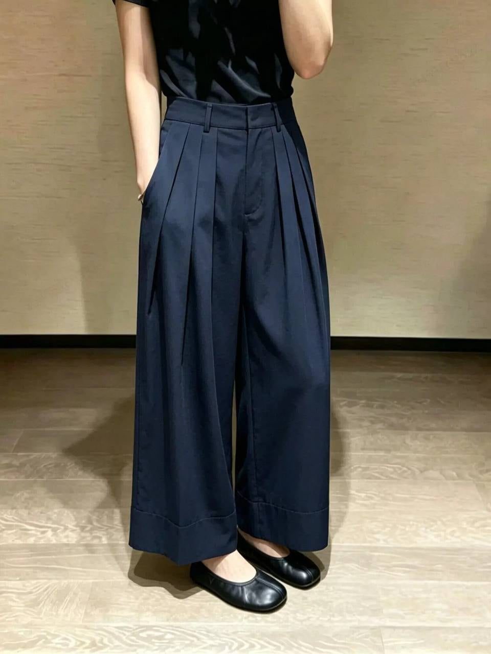 Quần ống rộng xếp ly xanh navy | MAYQ1005